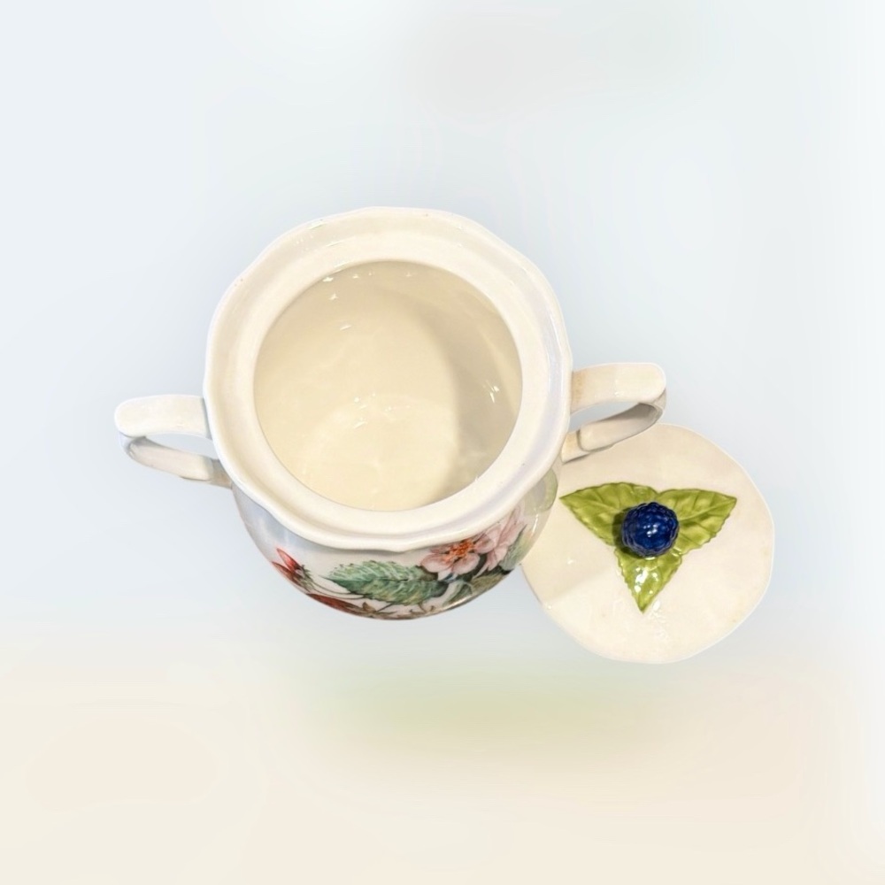 Lenox Spring Harvest Porcelain Sugar Bowl with Lid - Picture 4 of 5